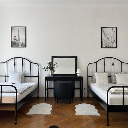 Beautiful City Centre Apartment فيينا المظهر الخارجي الصورة