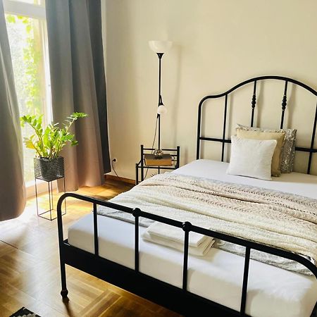 Beautiful City Centre Apartment فيينا المظهر الخارجي الصورة