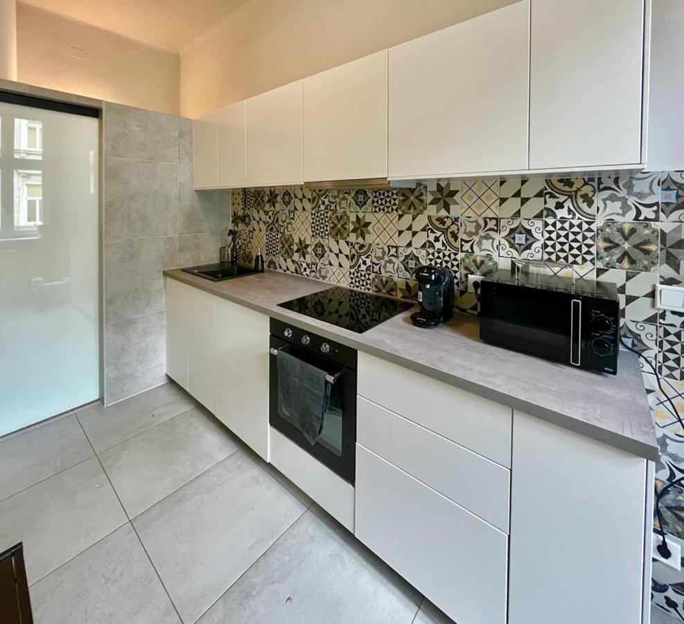 Beautiful City Centre Apartment فيينا المظهر الخارجي الصورة