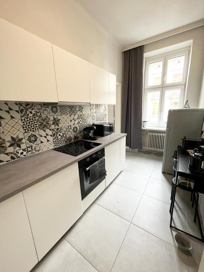 Beautiful City Centre Apartment فيينا المظهر الخارجي الصورة